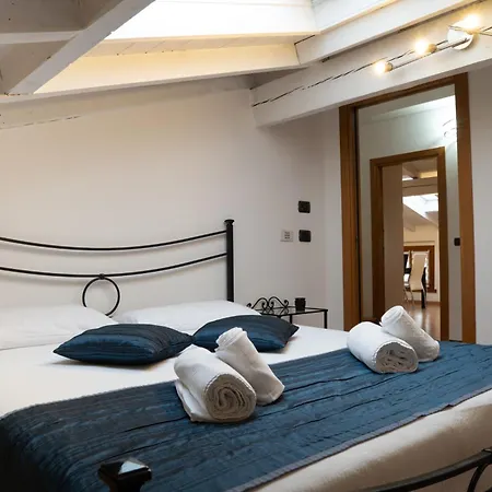 Lejlighedshotel Casa Canarino Riva del Garda